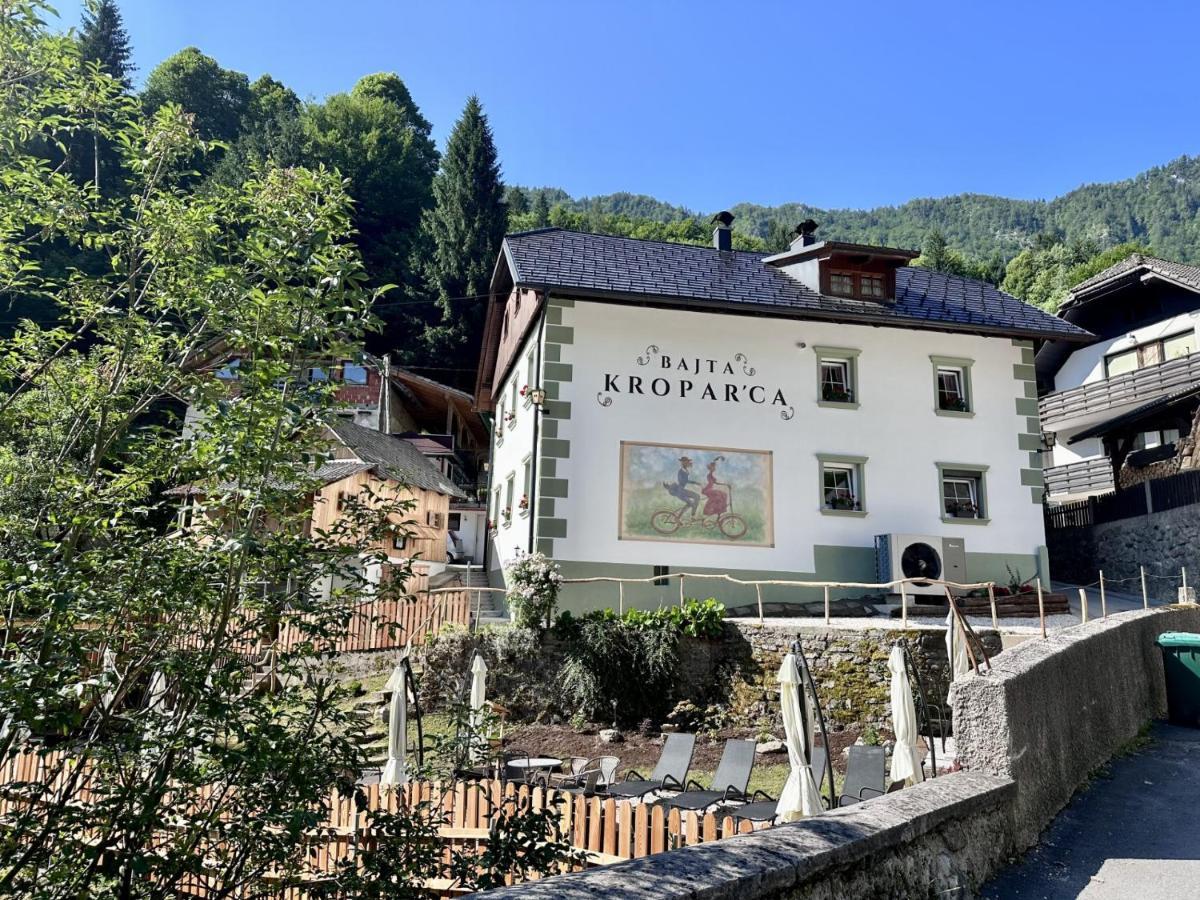 Bajta Kroparica Exterior foto