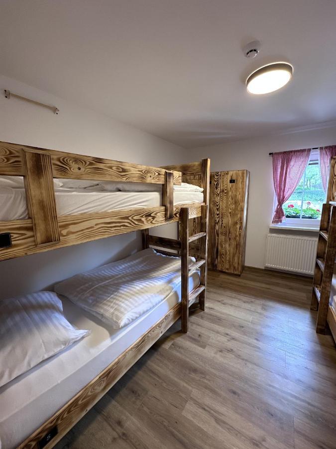 Bajta Kroparica Exterior foto