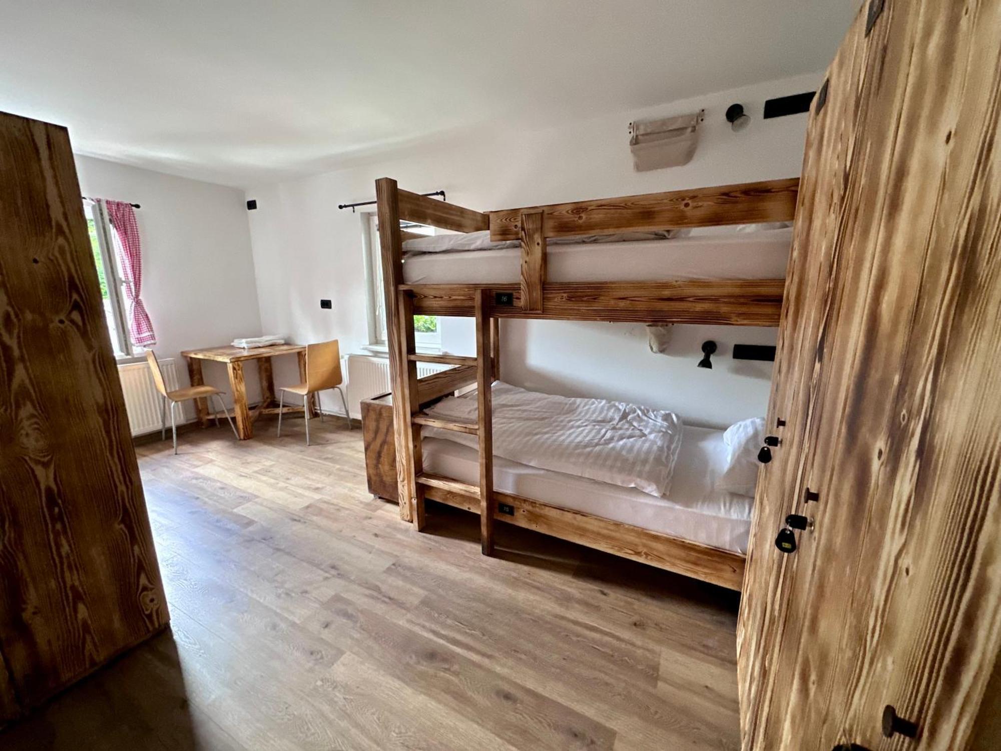 Bajta Kroparica Exterior foto